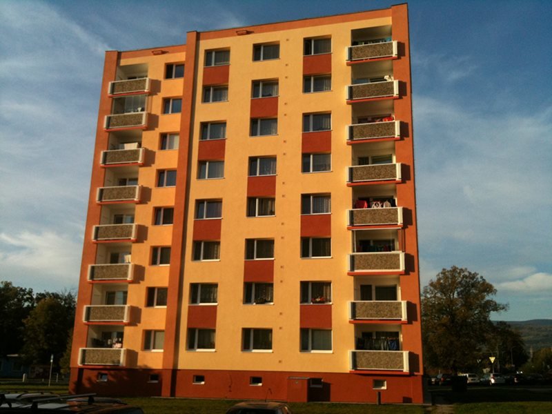 Zateplení fasády a rekonstrukce lodžií